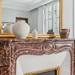 Magnificent Flat - 2Br-6P - Champs Elysees